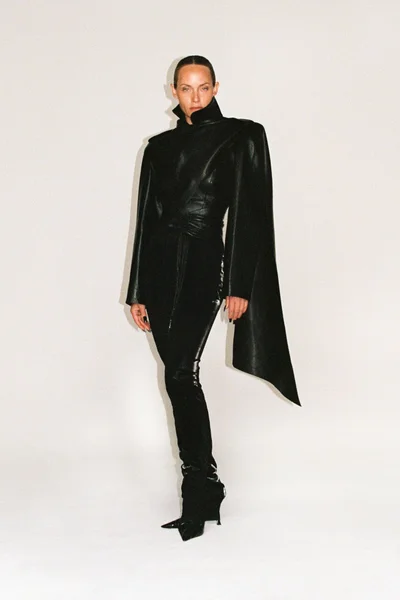 Look 28